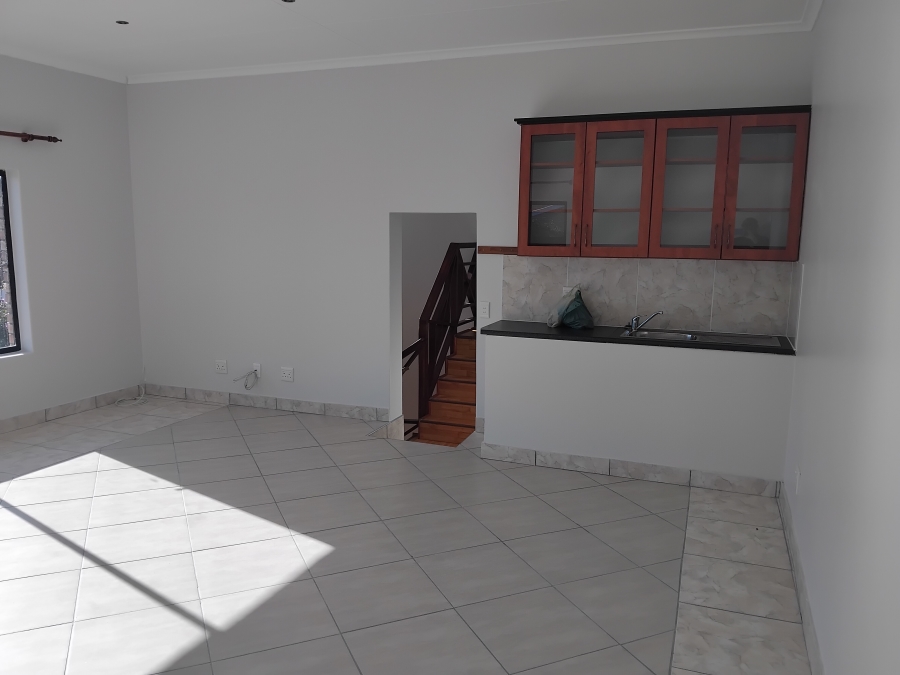 4 Bedroom Property for Sale in Wavecrest Eastern Cape